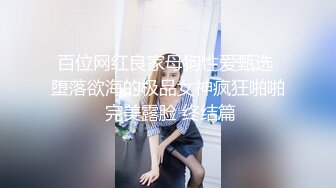 哎呦 小区楼下遇见了个很喜欢的小姐姐，浅蓝色蕾丝的内裤，尿道口拉尿拉得有点偏，走路阵阵带风 中分女神！