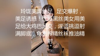 [MP4]Joy宝贝--❤️治愈笑容，五官小巧，萝莉宝藏女孩，怎么有那么甜的正点女孩，小奶兔软又翘挺！