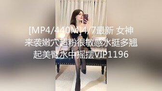 高颜值极品美女浅紫约炮2个粉丝鸳鸯浴后啪啪其中一个爆炸头表情搞笑!