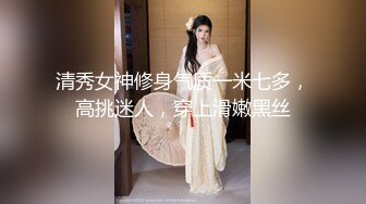 【新片速遞】 熟女人妻 在家光着屁屁吃大洋吊 展示她一流的口活 边吃边摸逼 最后口爆吃精 [641MB/MP4/21:40]